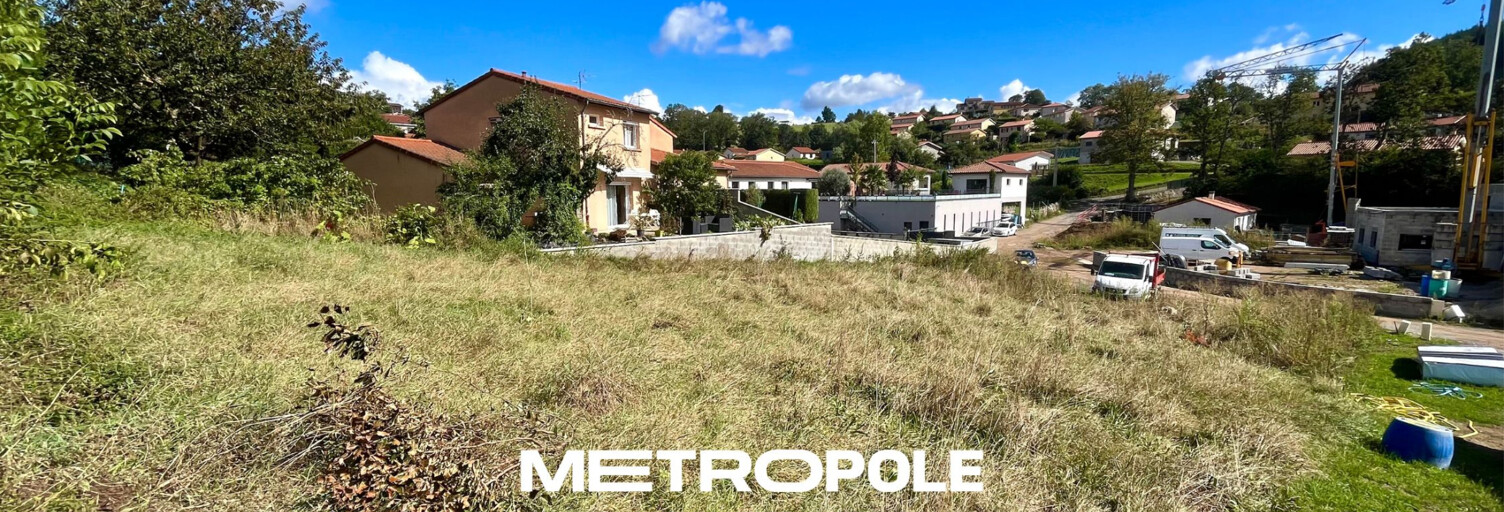 Terrain  732 m² à vendre à Villechenève (69770)