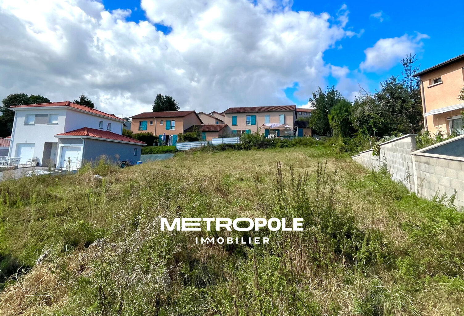 Terrain constructible de 732m2 — photo 1