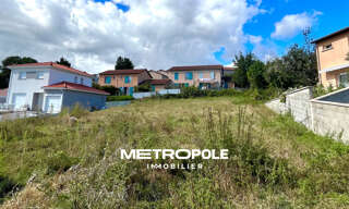 Terrain  732 m² à vendre à Villechenève (69770)
