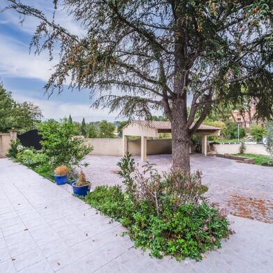 Maison 4 pièces 750000 €