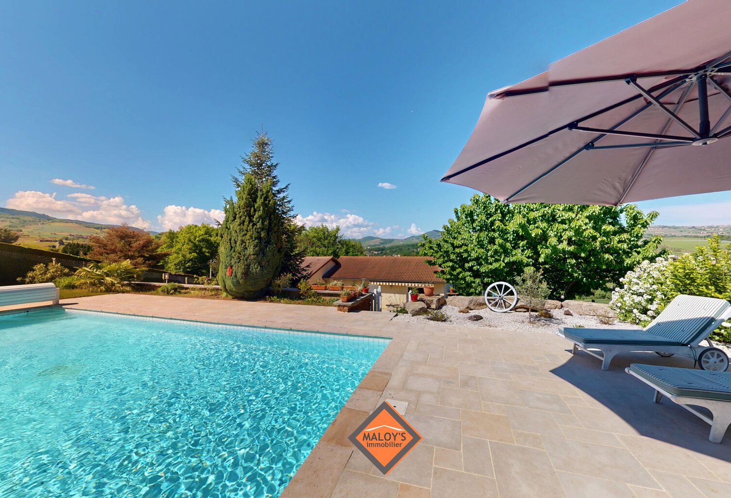 Belle villa avec 236m² de surface au sol dont 106m² habitables plus véranda de 16m², une superficie de terrain de 1972m², vue imprenable!!! — photo 1