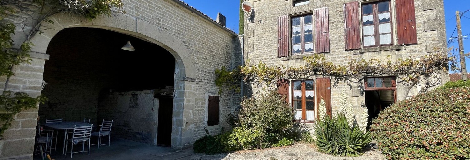 Maison 4 Pièces 175 m² à vendre à Rives-de-Boutonne (17470)