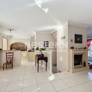 Maison 5 pièces 854100 €