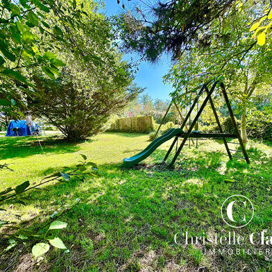 Appartement 4 pièces 285000 €