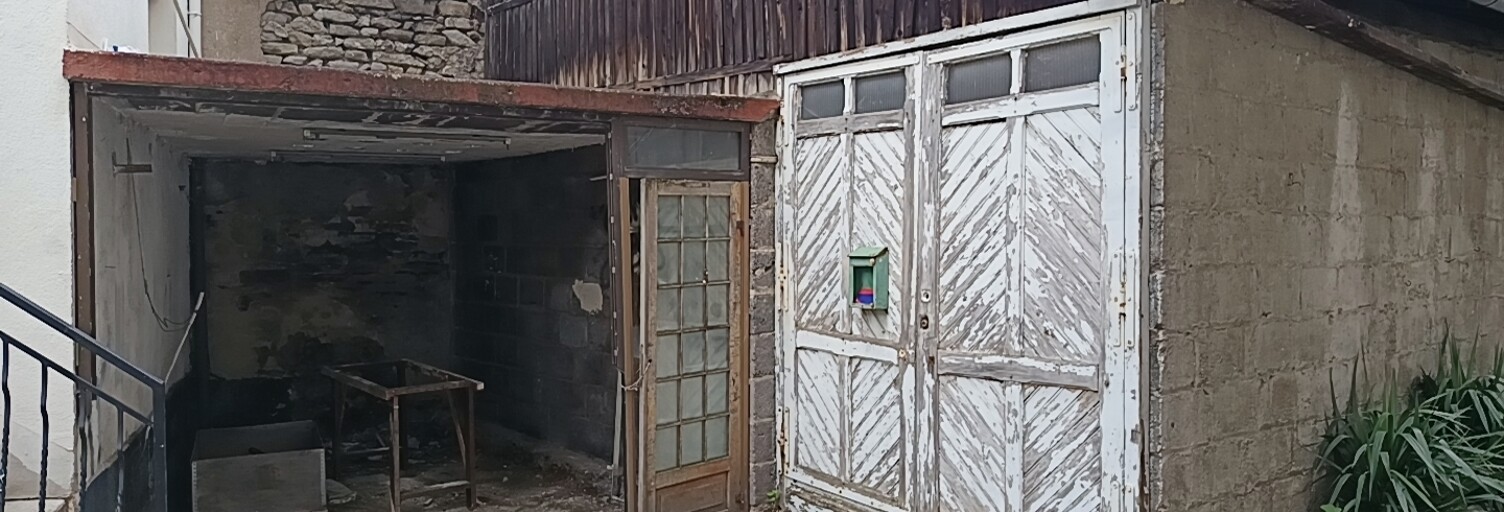 Immeuble  54 m² à vendre à Saint-Étienne (42100)