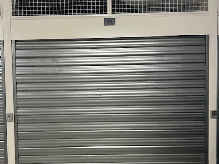 GARAGE  SAINTE ANNE 13008 — photo 1