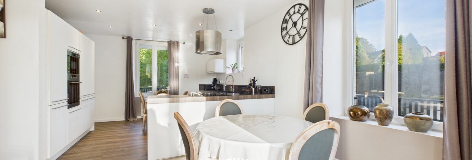 Maison 9 Pièces 245 m² à vendre à Bruyères (88600)