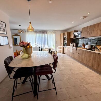 Appartement 3 pièces 278500 €