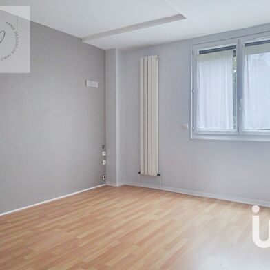 Appartement 4 pièces 204000 €