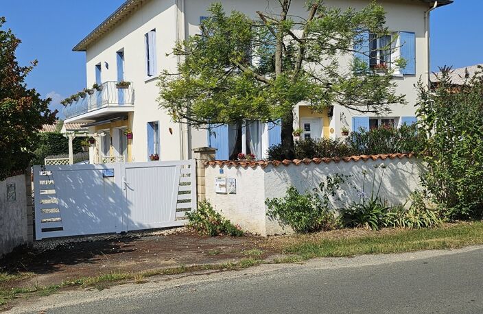 Vente Maison/villa 7 pièces — photo 2