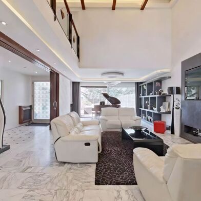 Maison 6 pièces 699000 €