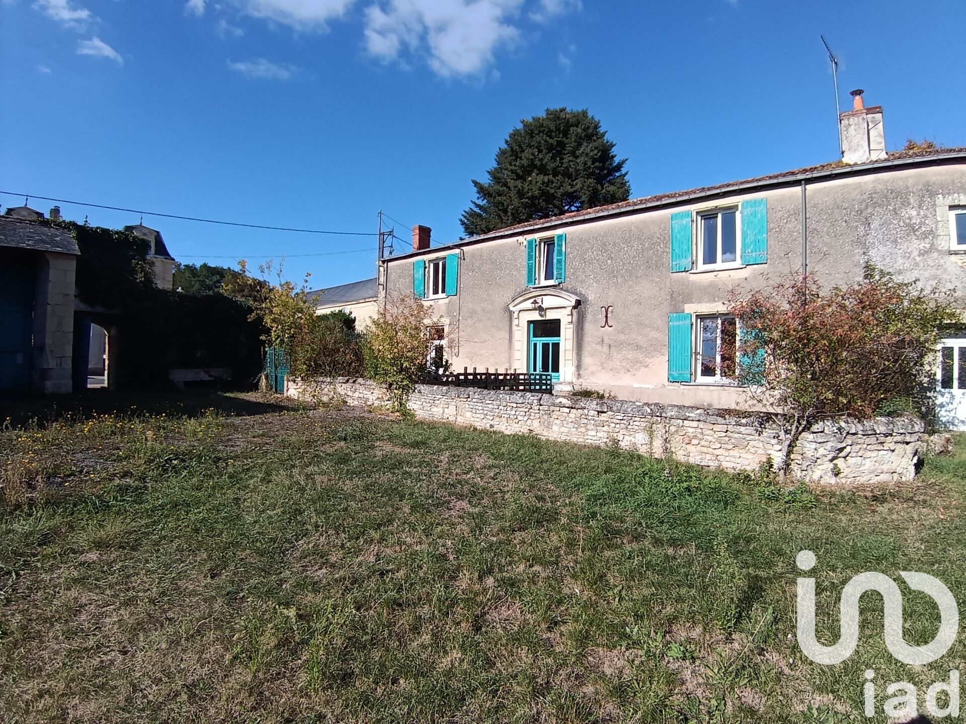 Brion-Pres-Thouet - 206m² - 5p. - 3ch.