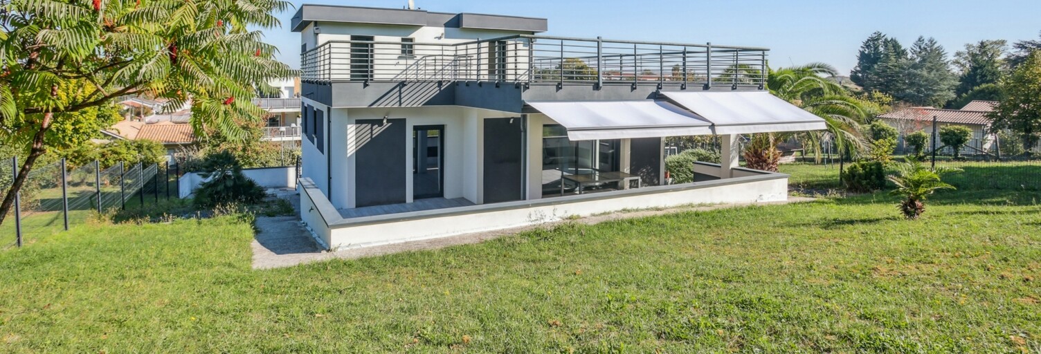 Maison 5 Pièces 282 m² à vendre à Bassens (33530)