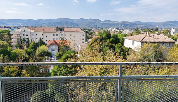 Appartement 3 pièces  à vendre Montélimar 26200