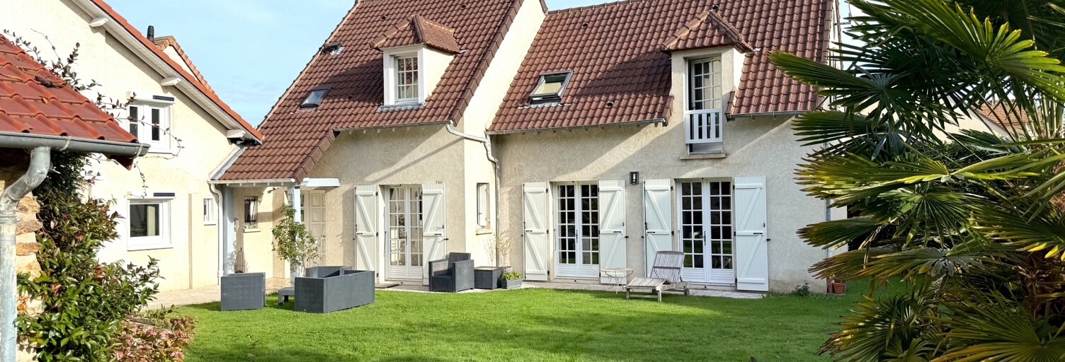 Maison 7 Pièces 180 m² à vendre à Montfort-l'Amaury (78490)