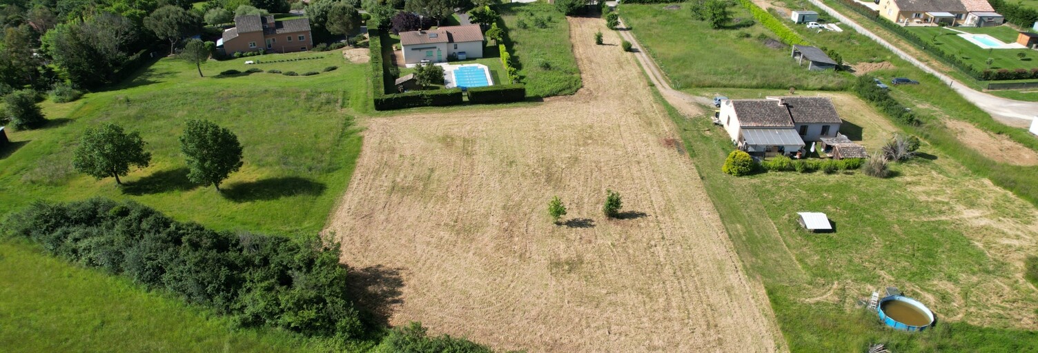 Terrain  2800 m² à vendre à Larrazet (82500)