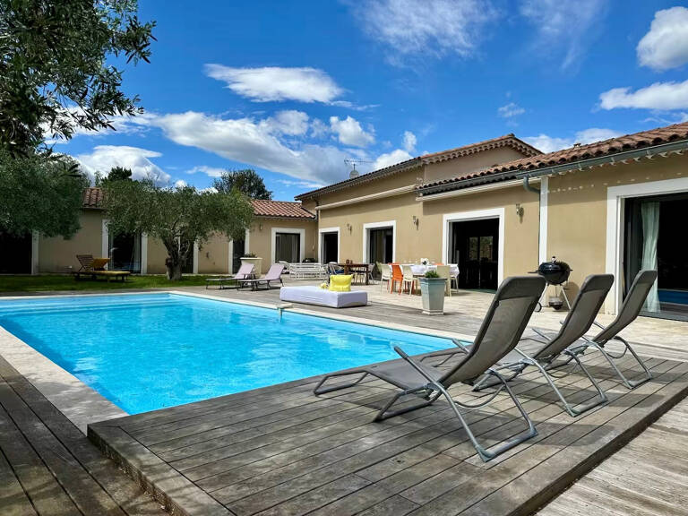 Villa meublée de 243 m2 - 7 pièces — photo 1