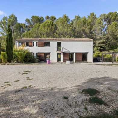 Maison 5 pièces 849900 €
