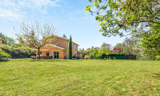 Maison 6 Pièces 145 m² à vendre à Porte des Pierres Dorées (69400)