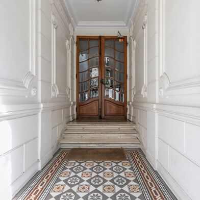 Appartement 1 pièces 110000 €