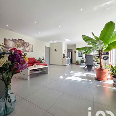 Maison 4 pièces 369000 €