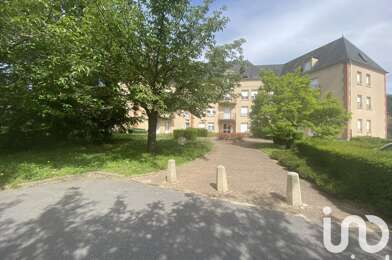 Appartement 7 pièces 136000 €