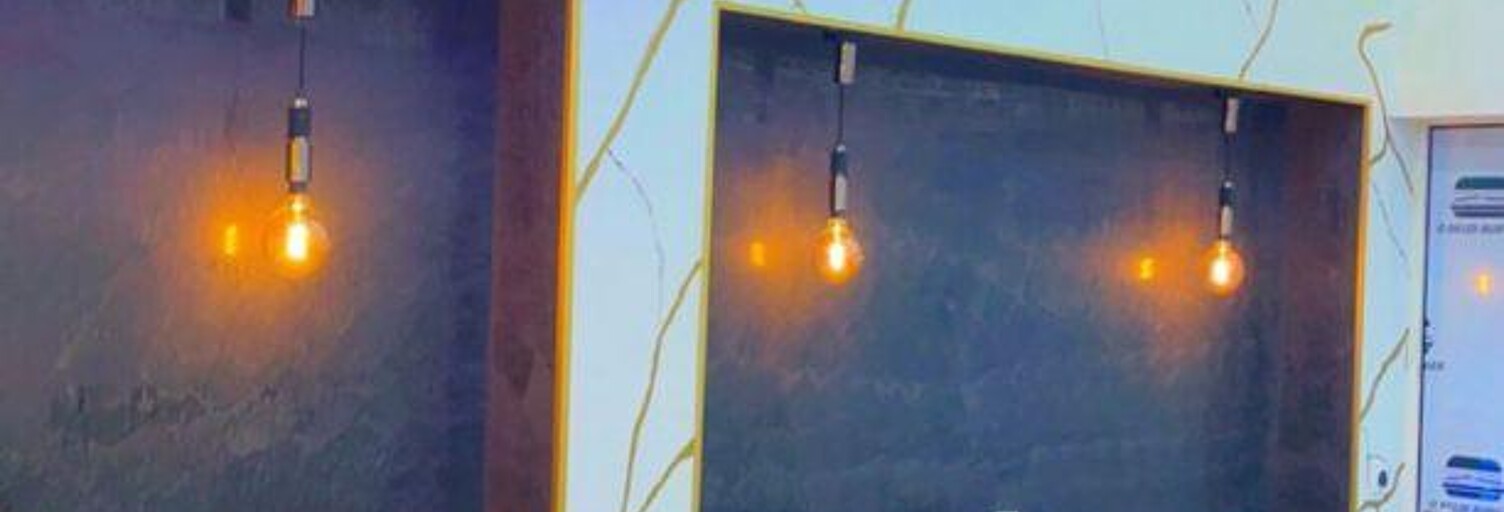 Commerce  44 m² à vendre à Hyères (83400)