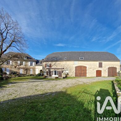 Maison 20 pièces 349000 €