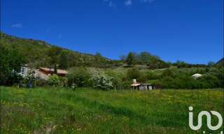 Terrain  800 m² à vendre à La Roche-sur-le-Buis (26170)