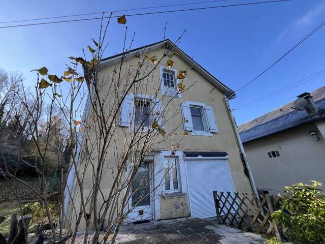 Maison de bourg de 4 pièces principales — photo du bien