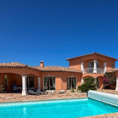 Maison 5 pièces 1049000 €