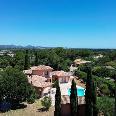 Maison 5 pièces 1049000 €