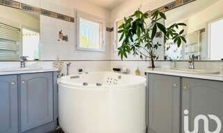 Maison 5 Pièces 203 m² à vendre à Roquebrune-sur-Argens (83520)