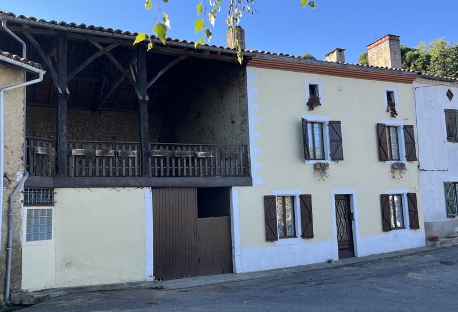 Maison de bourg de 5 pièces principales — photo 1
