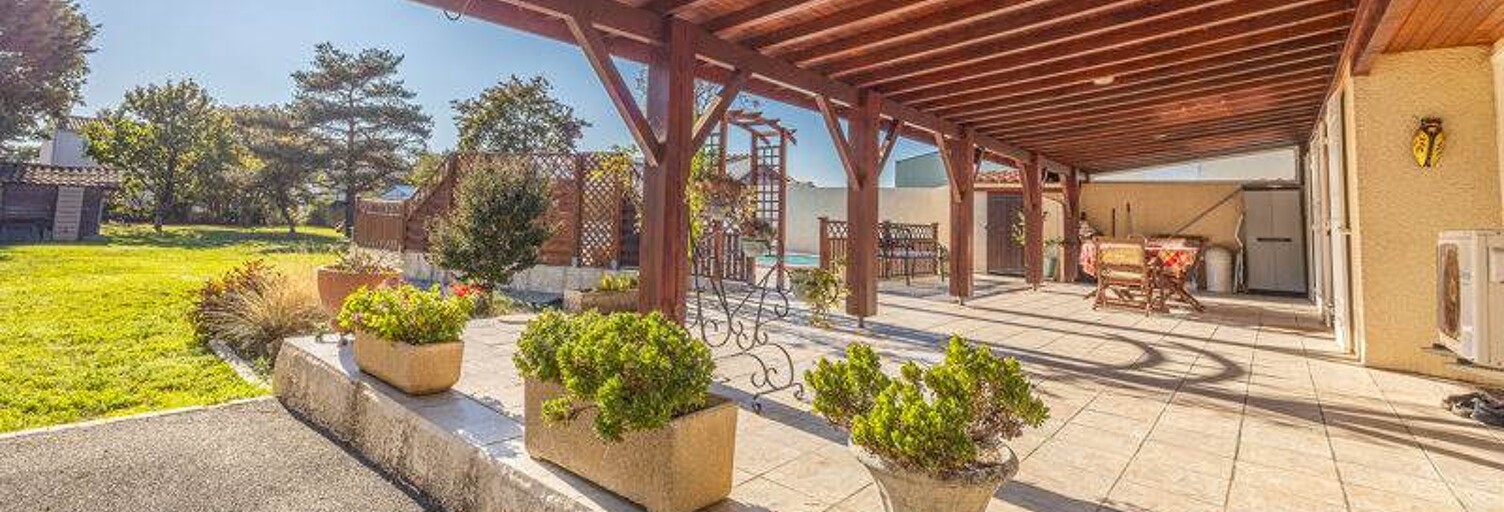 Maison 5 Pièces 102 m² à vendre à Montroy (17220)