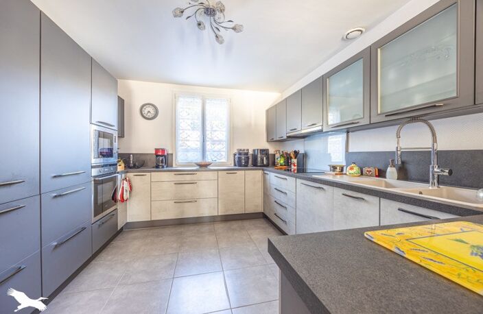Vente maison 5 pièces 102 m² Montroy (17220) — photo 2