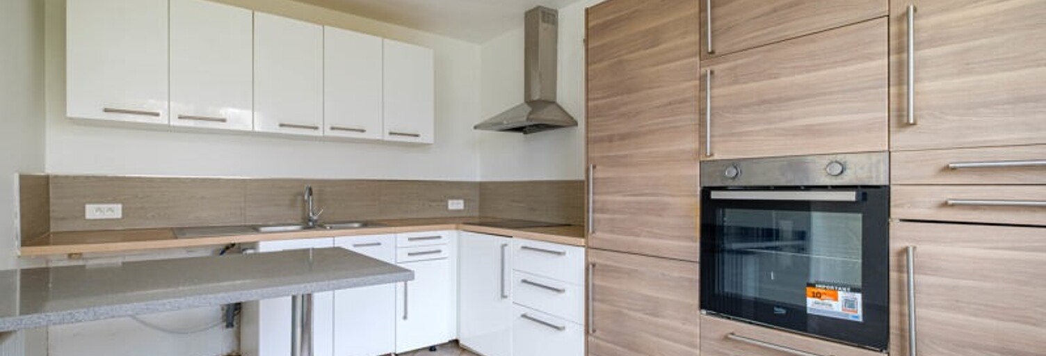 Appartement 5 Pièces 99 m² à vendre à Saint-Priest (69800)