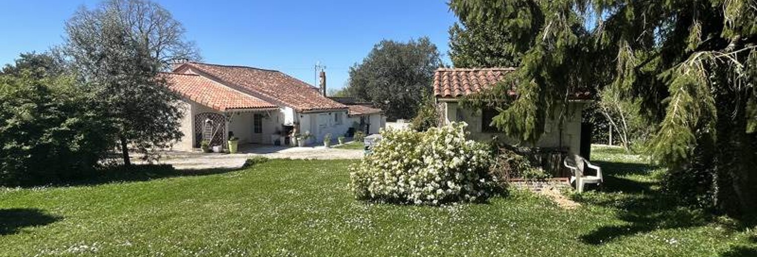 Maison 4 Pièces 118 m² à vendre à La Rochefoucauld-en-Angoumois (16110)