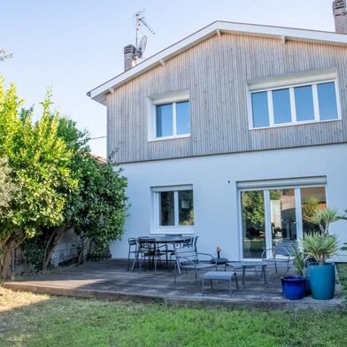 Maison 6 pièces 570680 €