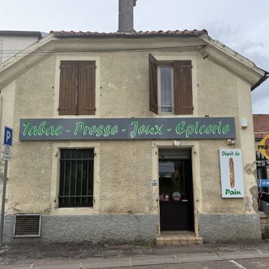 Immeuble  178000 €