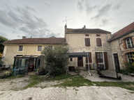 IMMEUBLE AVEC COMMERCE ET LOGEMENT — photo 2