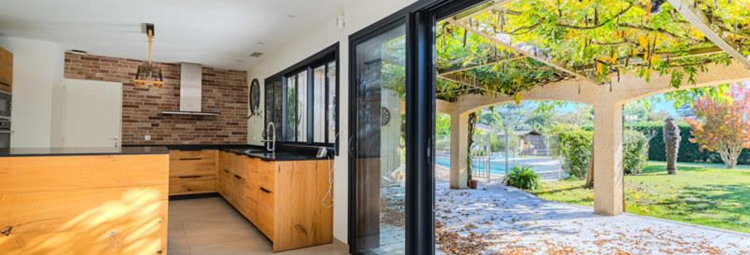 Maison 6 Pièces 153 m² à vendre à Arveyres (33500)