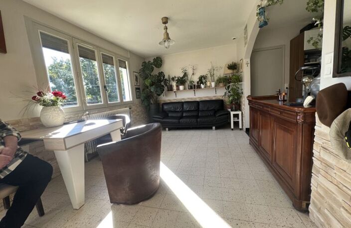 Maison de bourg de 5 pièces principales — photo 3