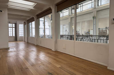 LOCAL COMMERCIAL - PARIS 10E ARR — photo du bien
