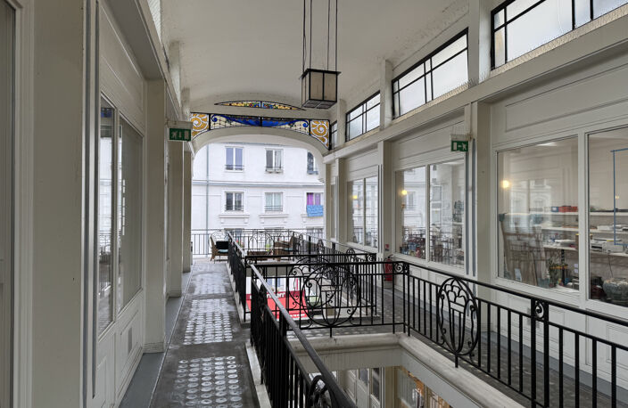 LOCAL COMMERCIAL - PARIS 10E ARR — photo 3