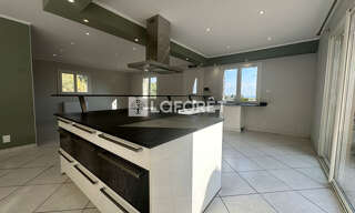 Maison 9 Pièces 200 m² à vendre à Cagnac-les-Mines (81130)