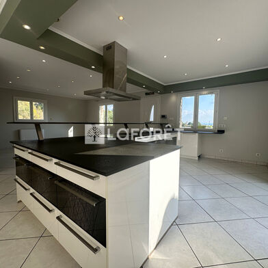 Maison 9 pièces 299000 €