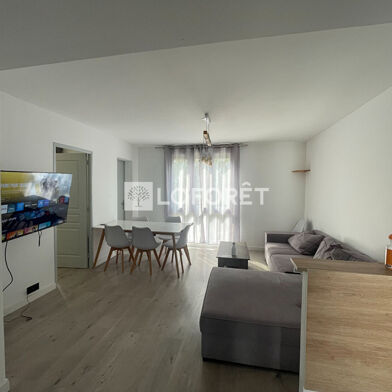 Appartement 5 pièces 375 €