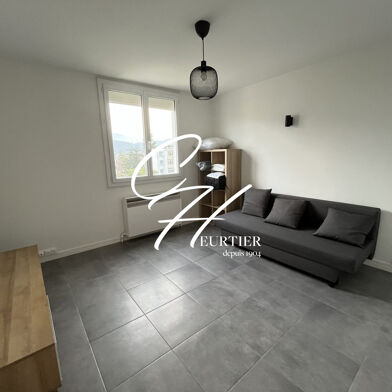 Appartement 1 pièces 520 €