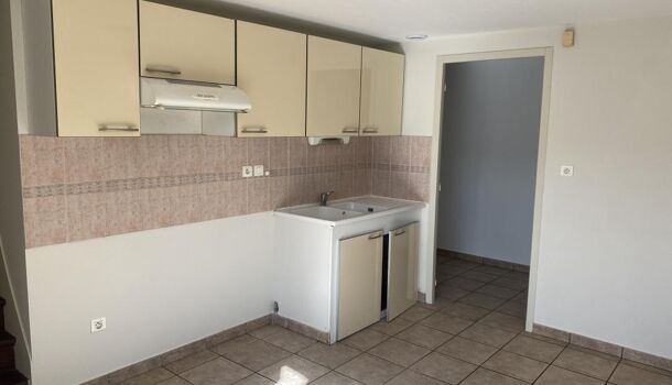 Villa / Maison 4 pièces  à louer Salles-la-Source 12330